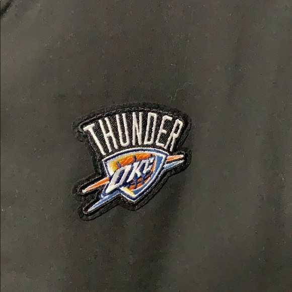 NBA OKC thunder bomber jacket - Picture 7 of 8